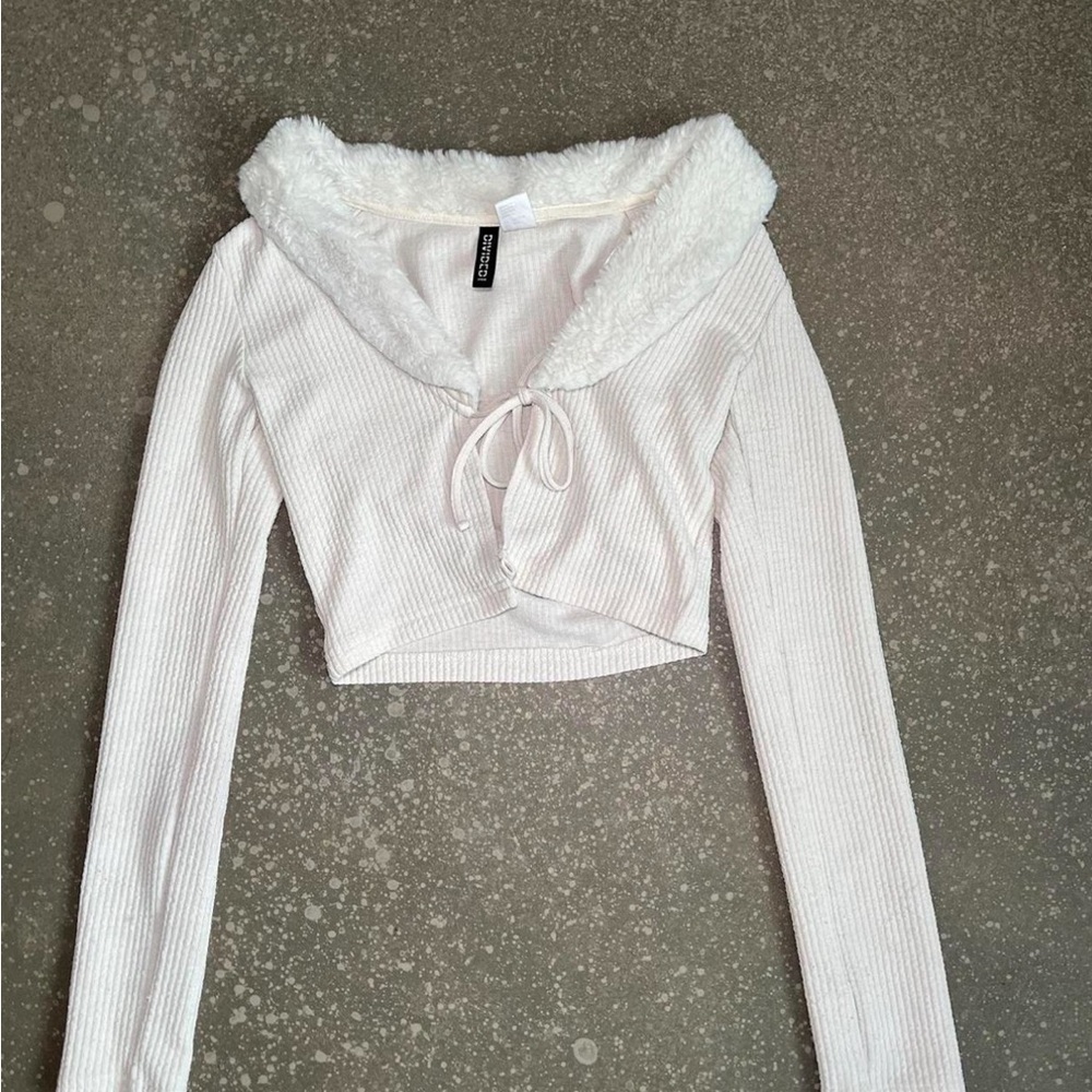 H&M Divided Tie-Front Cream Colored Cropped Cardigan w Shrawl Collar size XS